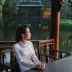 晓薇编辑，女性时尚穿搭内容创作者，正在整理丝袜选购资料